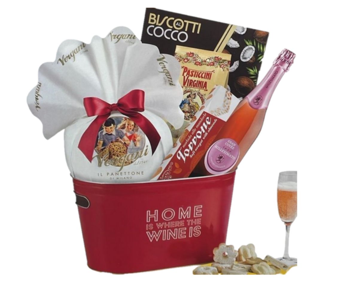 Cesta Regalo “Spumantiera Fanny” – Panettone Vergani, Spumante Rosé Collarin, Dolci Amaretti Virginia e Torroncini Crispiani – Elegante Secchiello Portaghiaccio Villa Guelfa