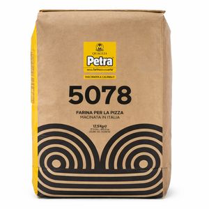 Molino Quaglia Petra 5078 Farine Type 0 avec Épeautre Complet, Soja et Son Toasté 12,5 kg – W 350-380 pour Pizza