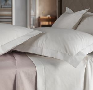 Coppia Federe in Percalle 100% Cotone con Tre Volani