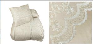 Trapunta Matrimoniale di Laura Blasi + 2 Cuscini Arredo in Pizzo_1