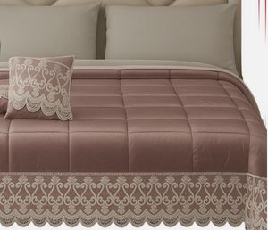 Trapunta Matrimoniale di Laura Blasi + 2 Cuscini Arredo in Pizzo