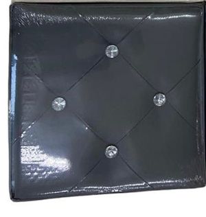 Pouf Quadrato in Ecopelle con Dettagli Swarovski_desktop_3