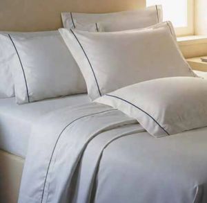 Completo Lenzuola Matrimoniale in Percalle Coda di Topo Biancaluna Art. Percalle